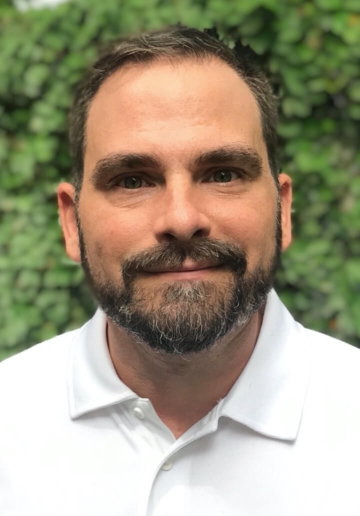 headshot of tj mcloud